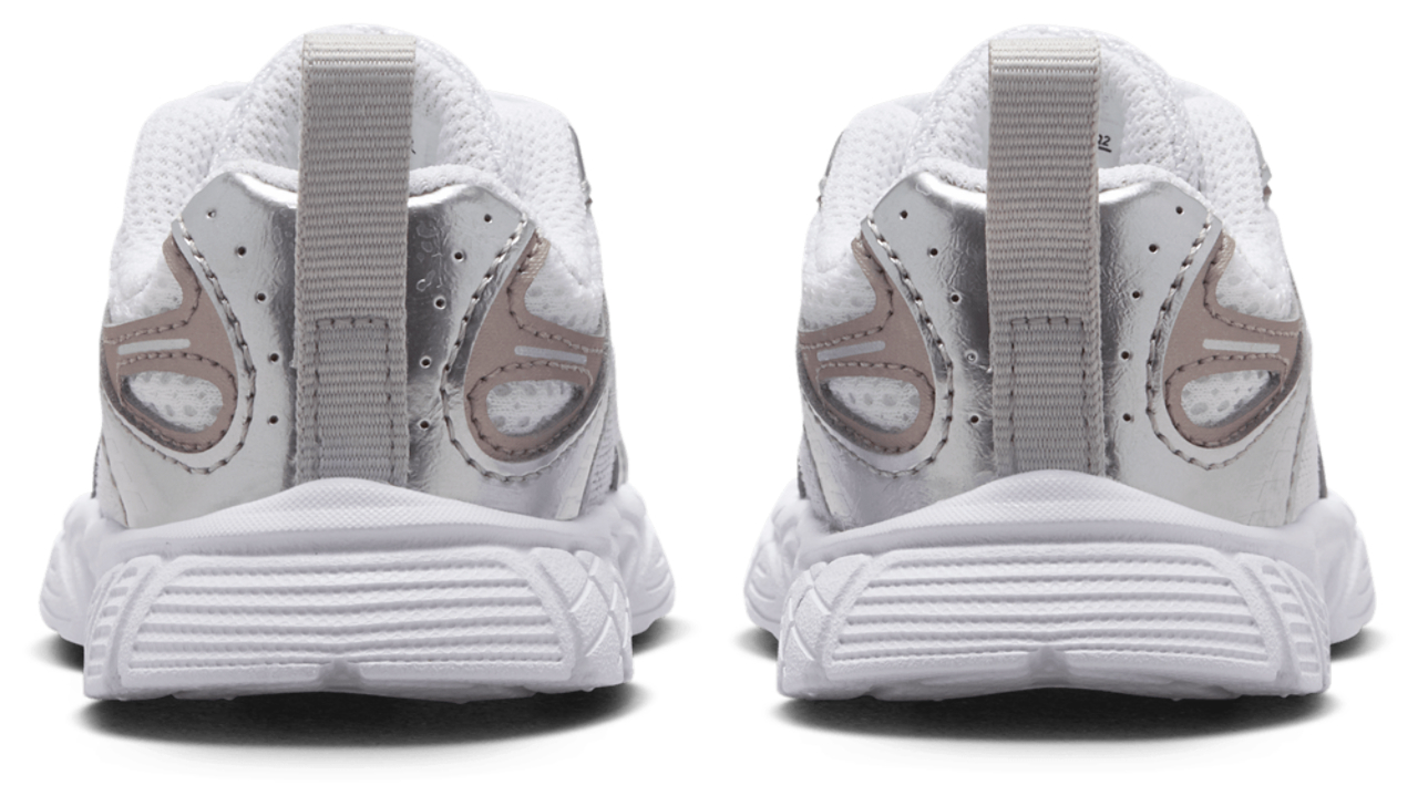 Nike V5 Rnr Afbeelding 6 van 6. Tik om de fotogalerij te openen..