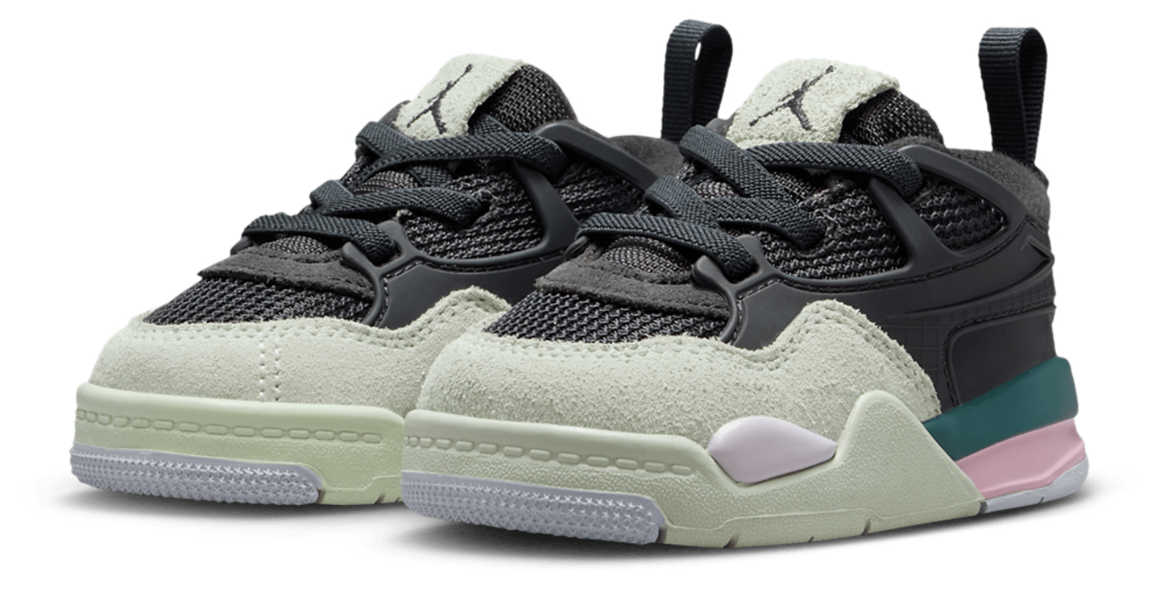 Jordan 4 Rm Image 2 sur 6. Appuyez pour ouvrir la galerie de photos.