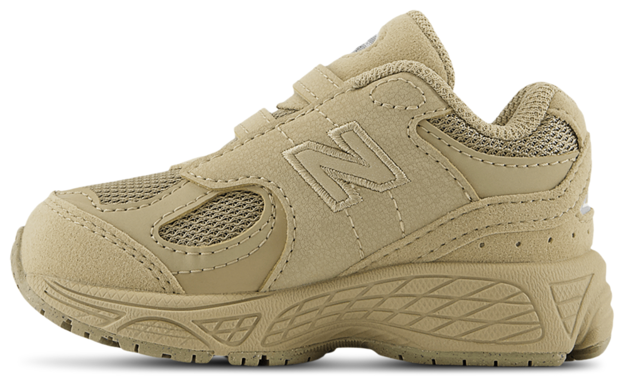 New Balance 2002 Hook & Loop Image 4 of 6. Tap to open photo gallery.