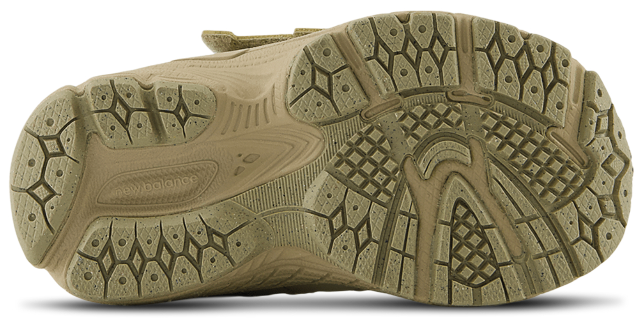 New Balance 2002 Hook & Loop Image 6 of 6. Tap to open photo gallery.