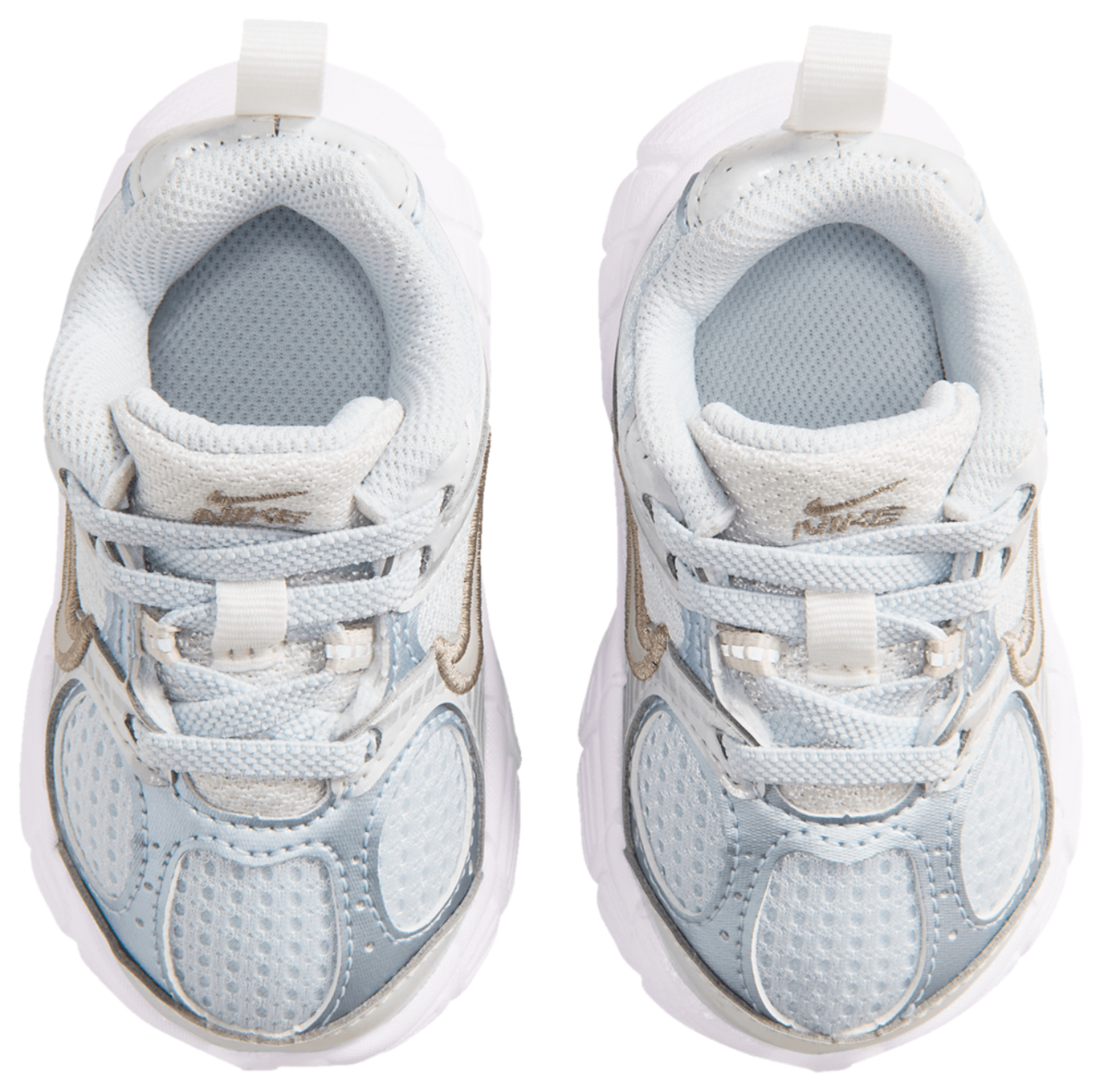 Nike V5 Rnr Image 4 of 6. Tap to open photo gallery.