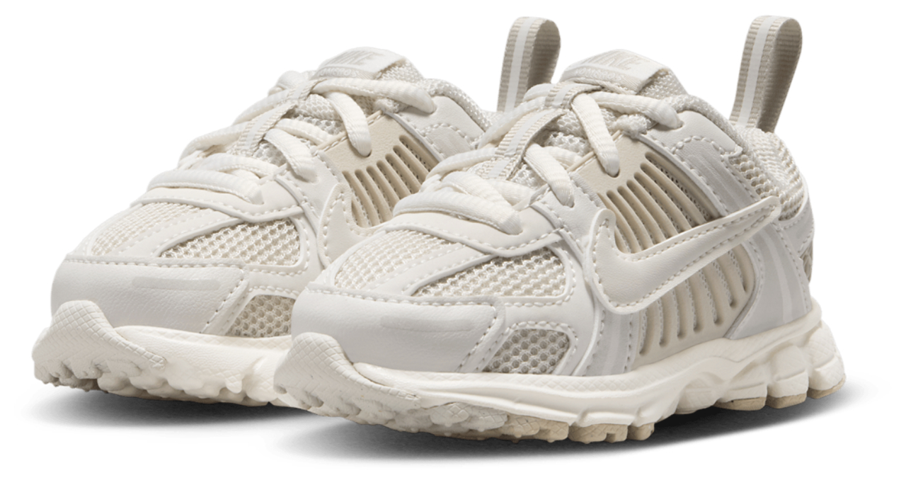 Nike Vomero 5 Bild 2 von 6. Antippen, um die Fotogalerie zu öffnen.