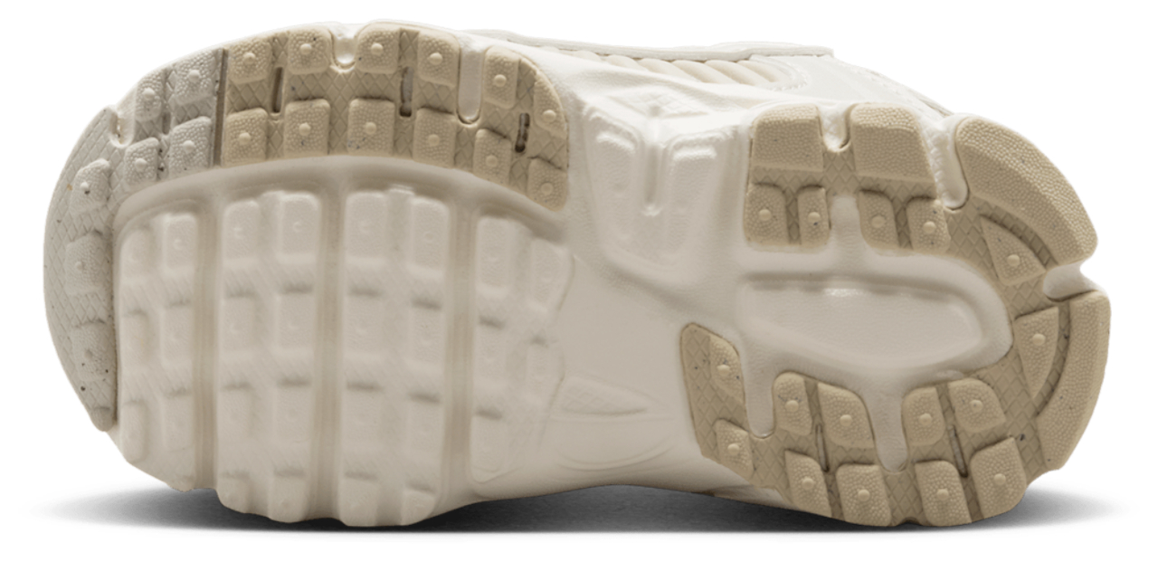 Nike Vomero 5 Bild 5 von 6. Antippen, um die Fotogalerie zu öffnen.