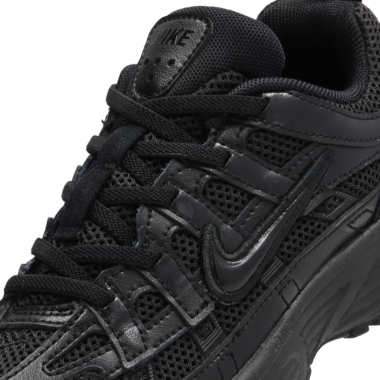 Nike P-6000 Bild 7 von 7. Antippen, um die Fotogalerie zu öffnen.