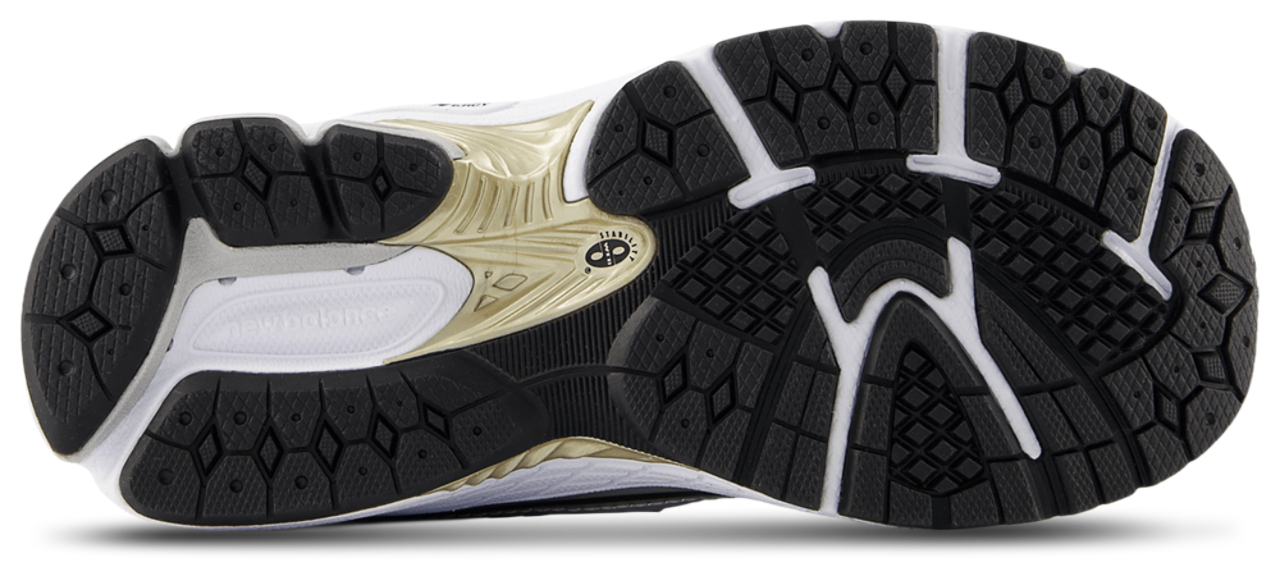 New Balance 1906R Image 5 of 5. Tap to open photo gallery.