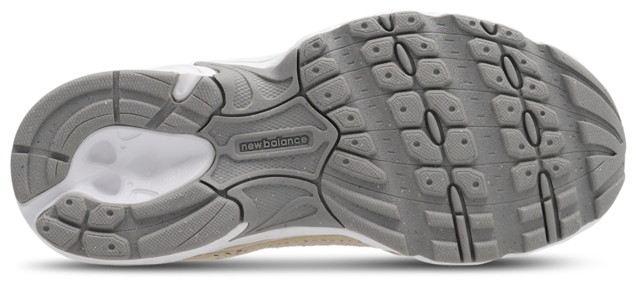 New Balance 530 Bild 6 von 7. Antippen, um die Fotogalerie zu öffnen.