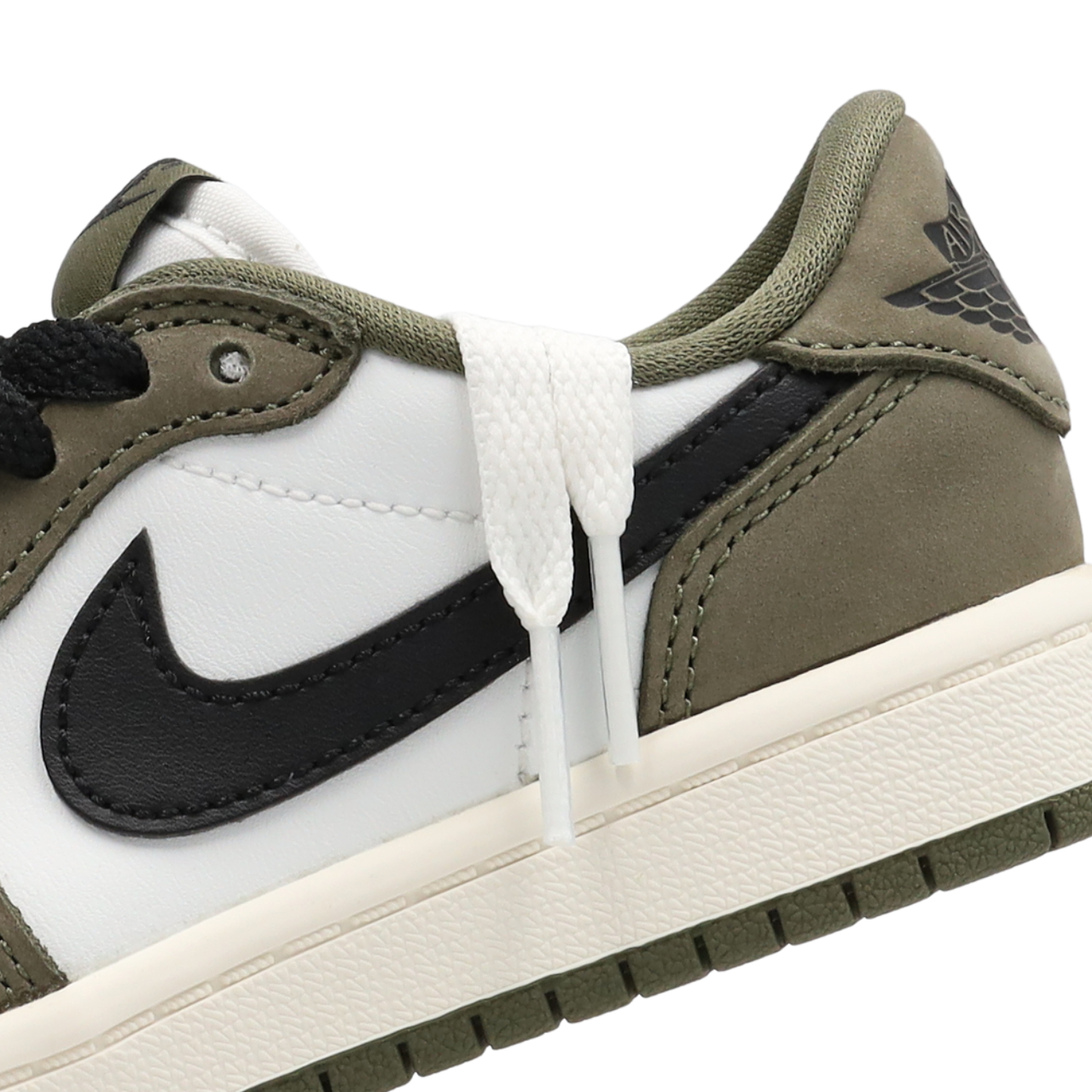 Jordan Aj1 Retro Low Og Imagen 8 de 8. Toque para abrir la galería de fotos.