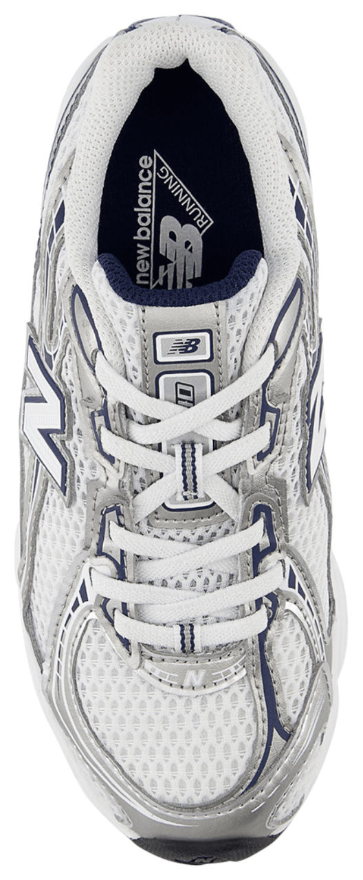 New Balance 740 Image 5 sur 7. Appuyez pour ouvrir la galerie de photos.