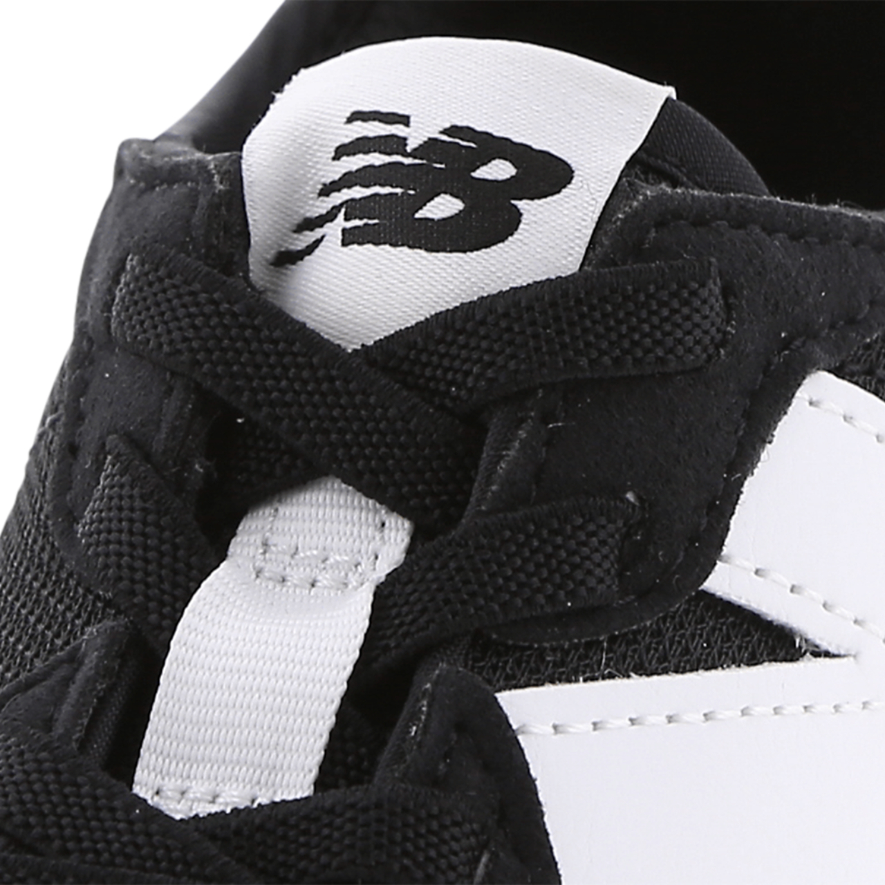 New Balance 327 Image 7 of 8. Tap to open photo gallery.