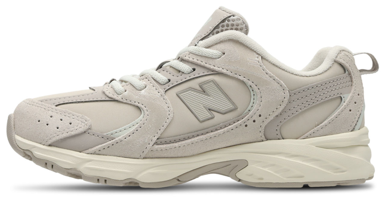 New Balance 530 Image 4 sur 7. Appuyez pour ouvrir la galerie de photos.