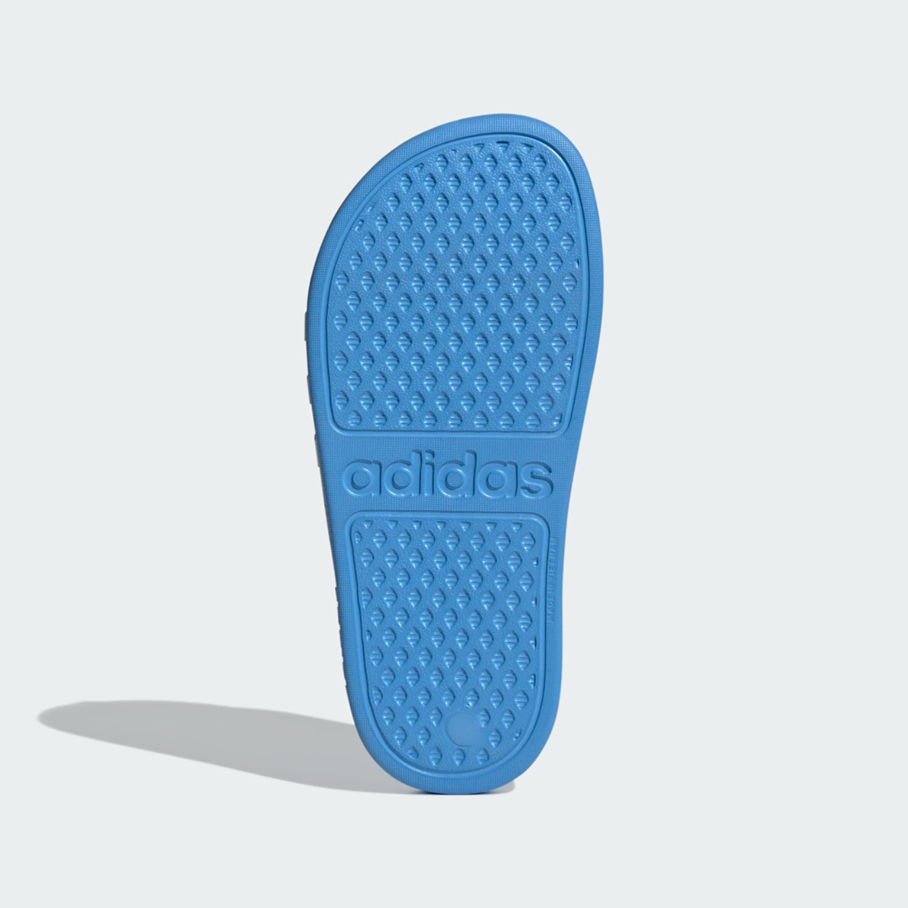 adidas Adilette Aqua Slides Afbeelding 6 van 6. Tik om de fotogalerij te openen..