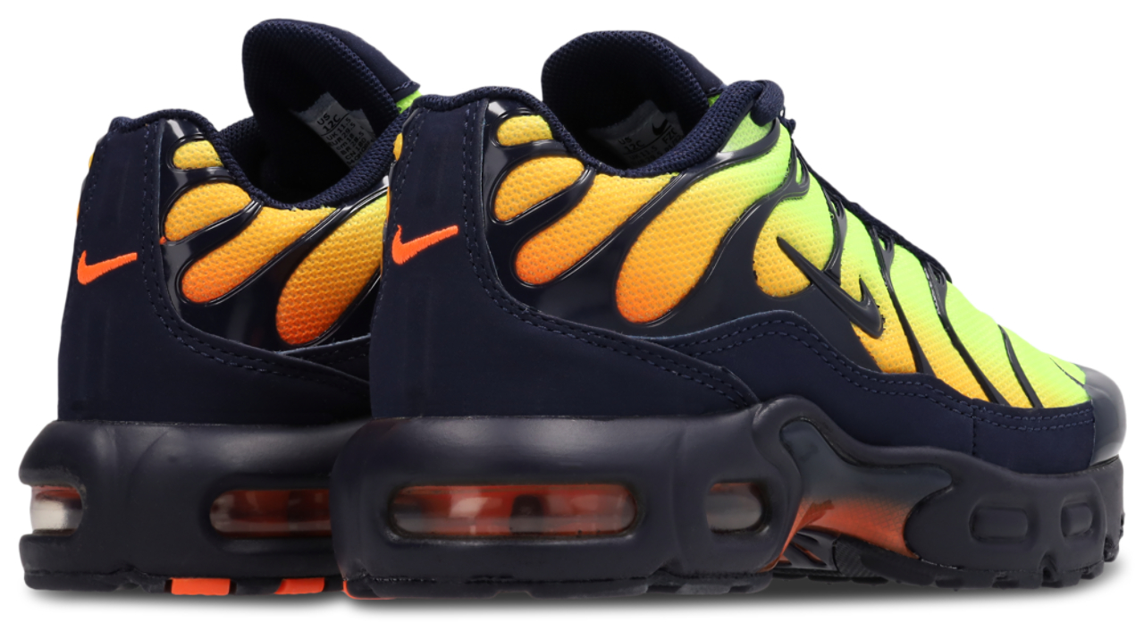 Nike Air Max Tuned 1 Image 3 sur 7. Appuyez pour ouvrir la galerie de photos.
