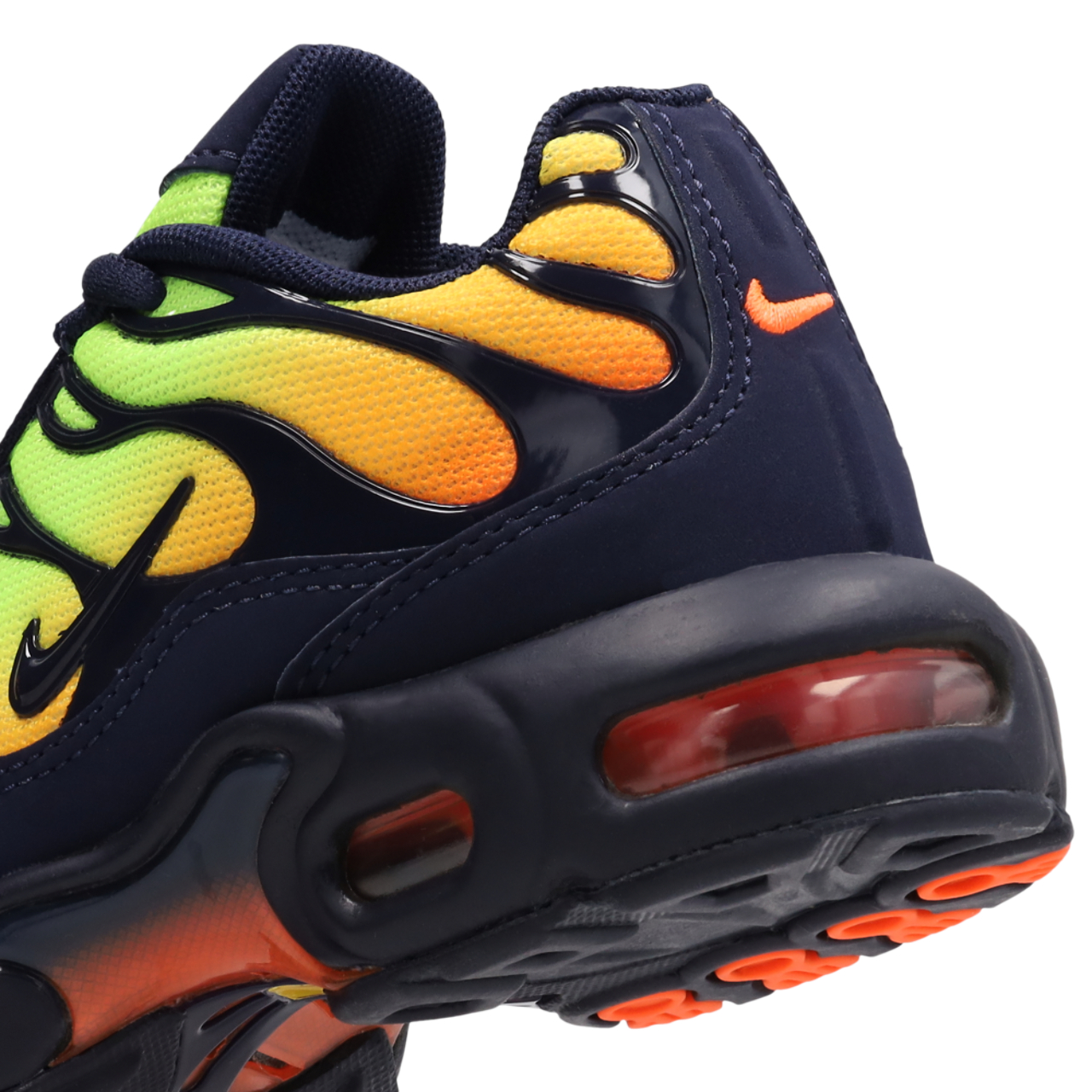 Nike Air Max Tuned 1 Image 7 sur 7. Appuyez pour ouvrir la galerie de photos.