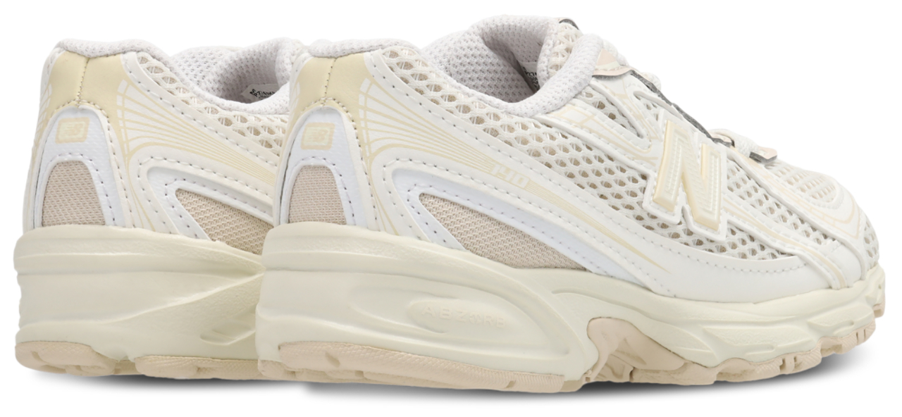 New Balance 740 Image 3 of 7. Tap to open photo gallery.