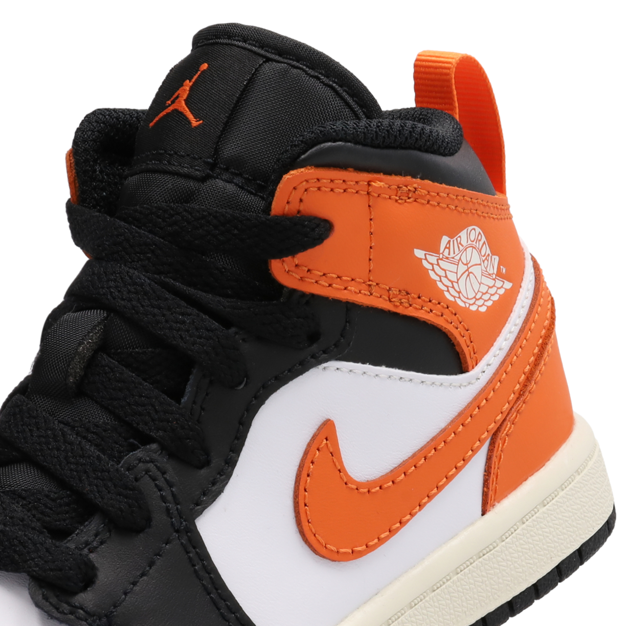 Jordan Aj1 Mid Imagen 7 de 7. Toque para abrir la galería de fotos.
