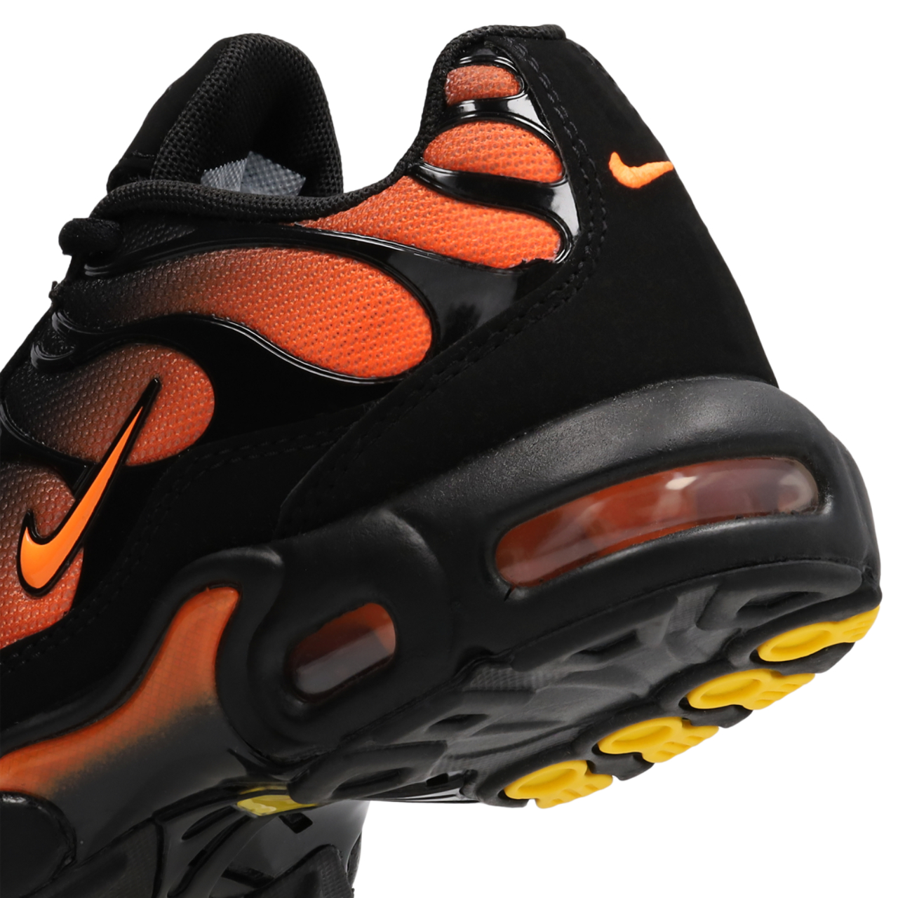 Nike Air Max Tuned 1 Immagine 7 di 7. Tocca per aprire la galleria fotografica.