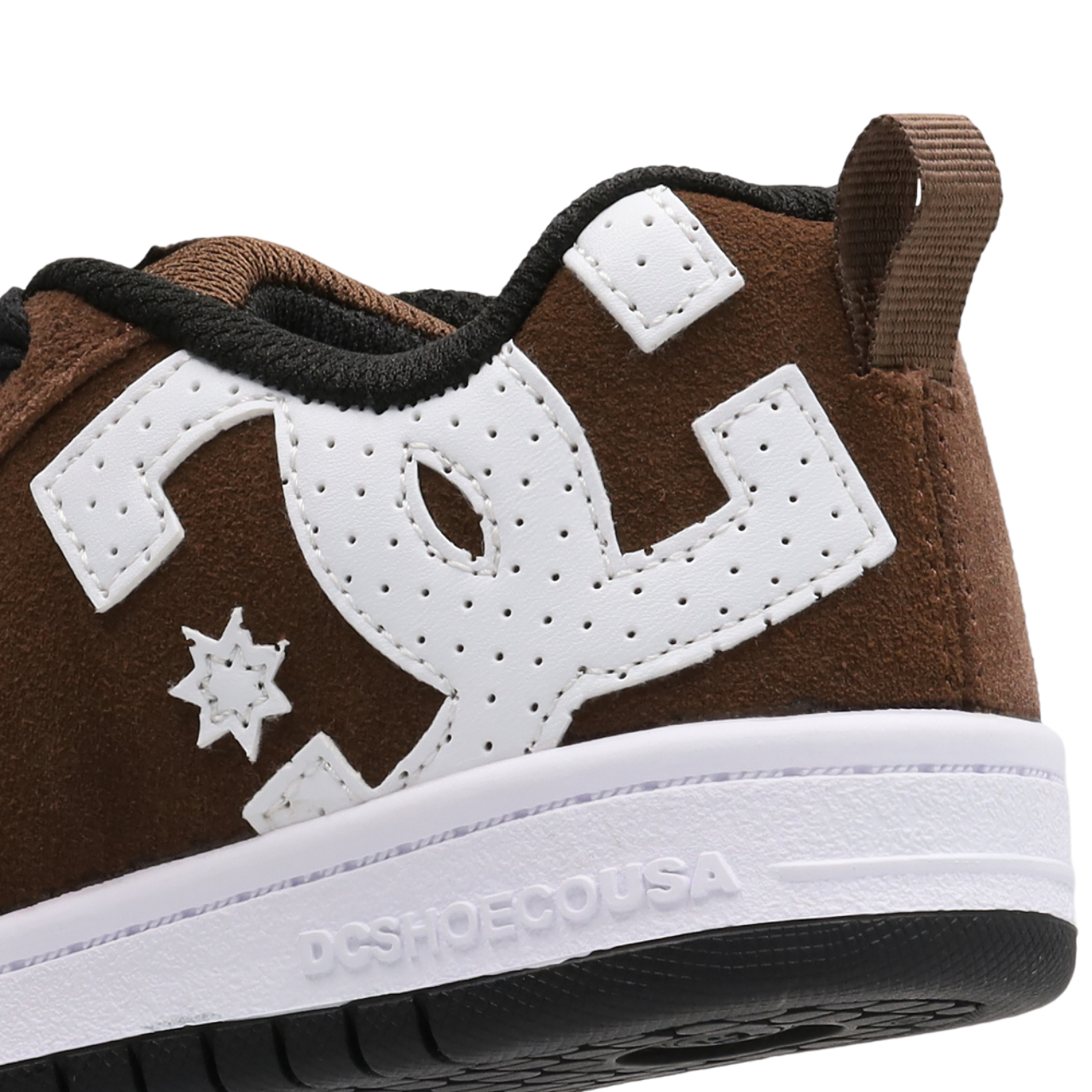 DC Shoes Court Graffik Image 7 sur 7. Appuyez pour ouvrir la galerie de photos.