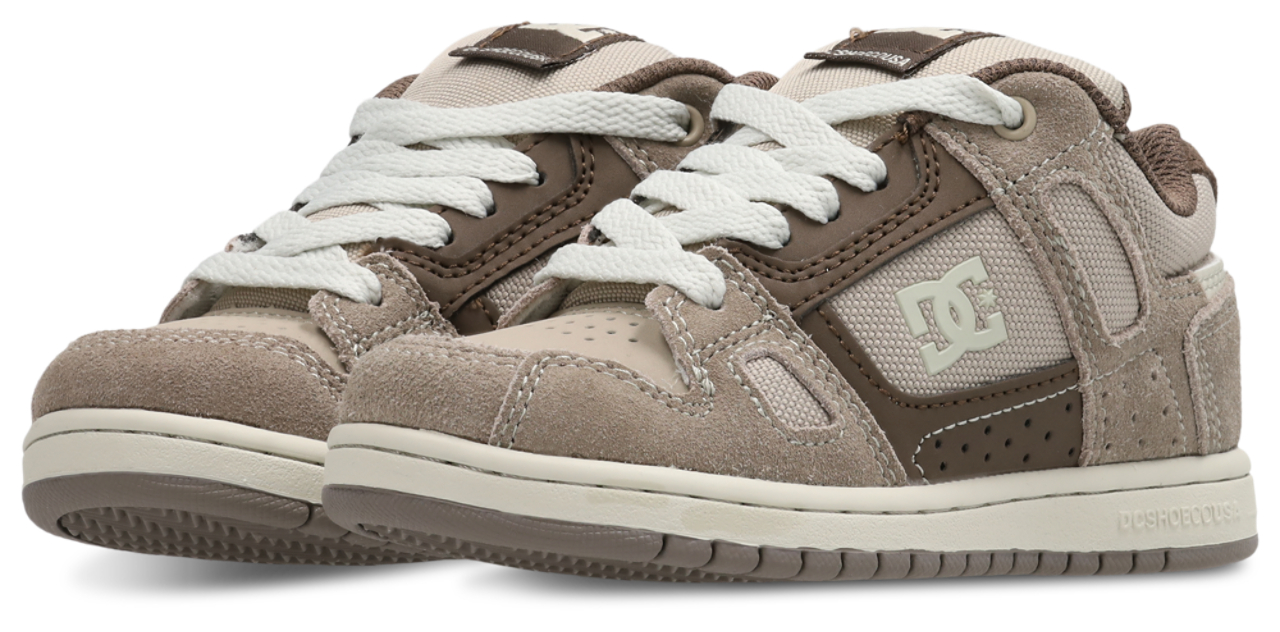 DC Shoes Court Graffik Afbeelding 2 van 7. Tik om de fotogalerij te openen..