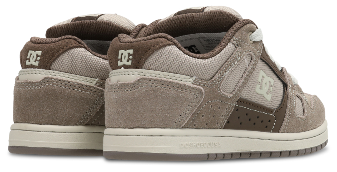 DC Shoes Court Graffik Afbeelding 3 van 7. Tik om de fotogalerij te openen..