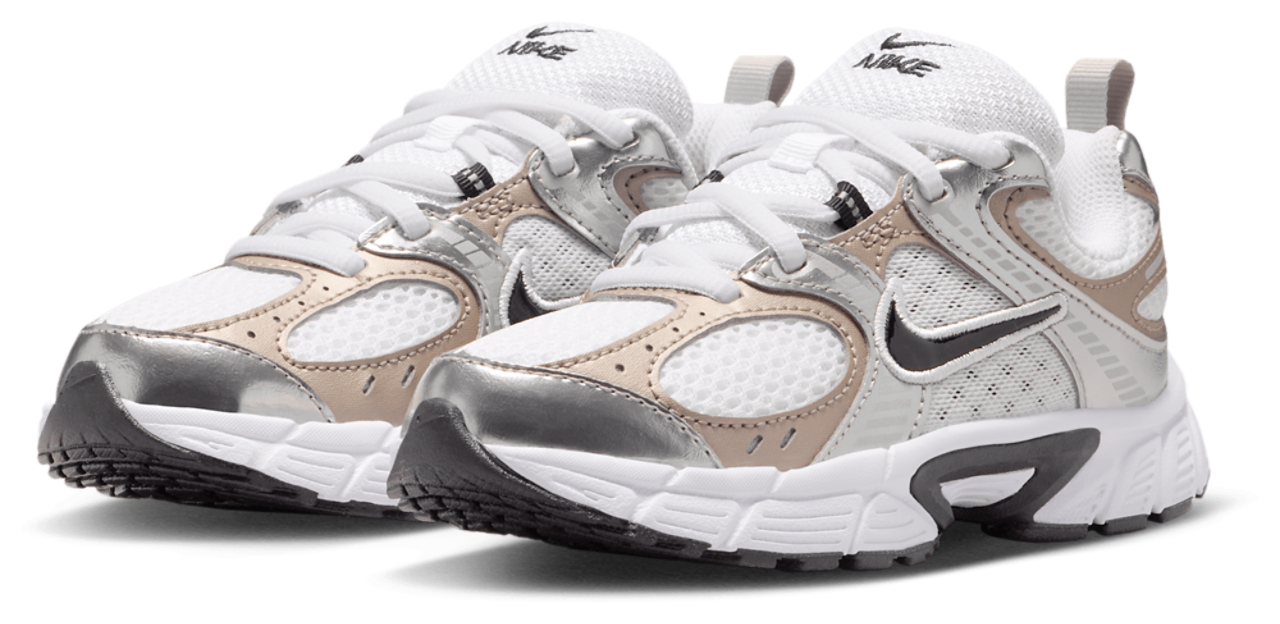 Nike V5 Rnr Image 2 sur 6. Appuyez pour ouvrir la galerie de photos.