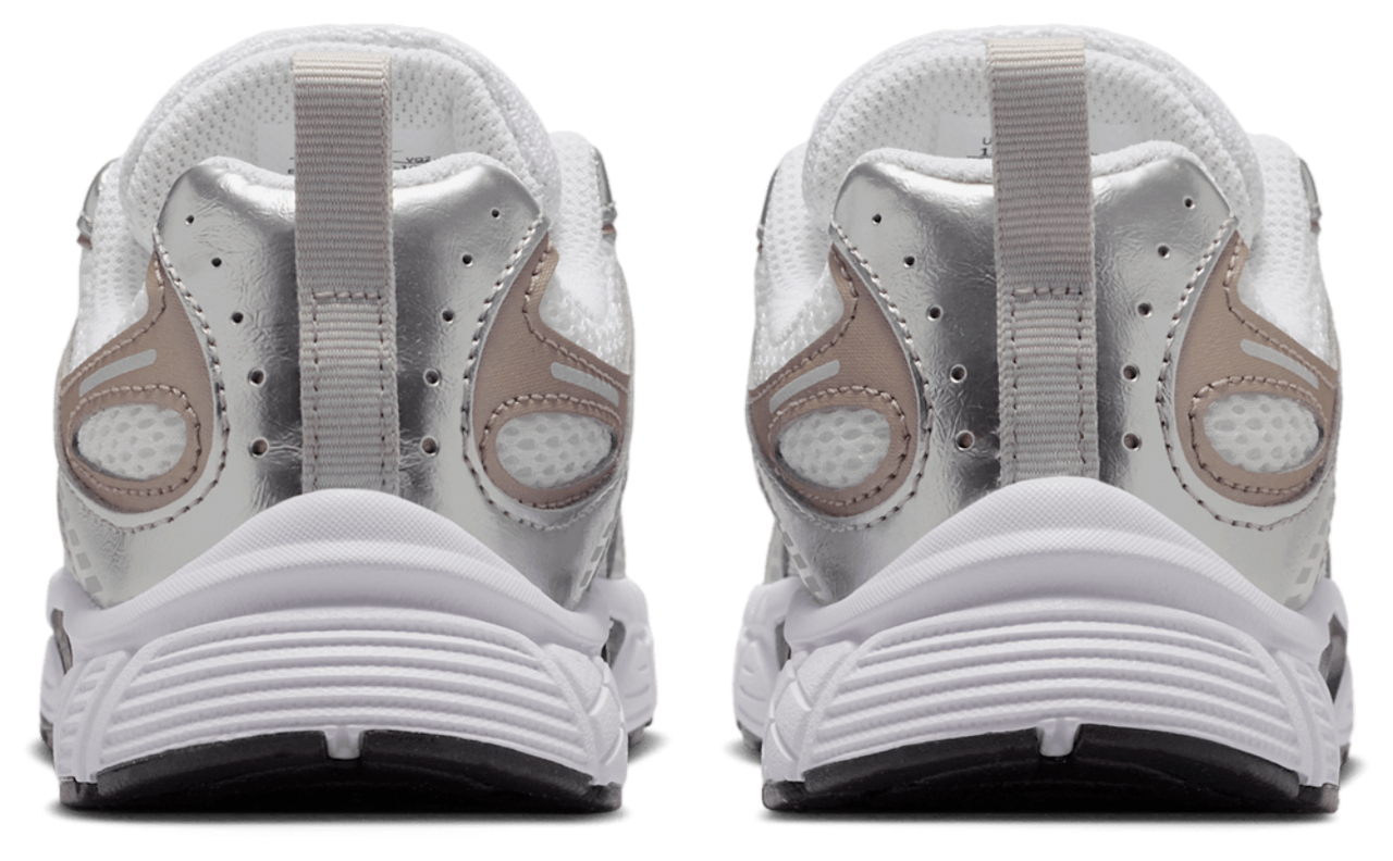 Nike V5 Rnr Image 6 sur 6. Appuyez pour ouvrir la galerie de photos.
