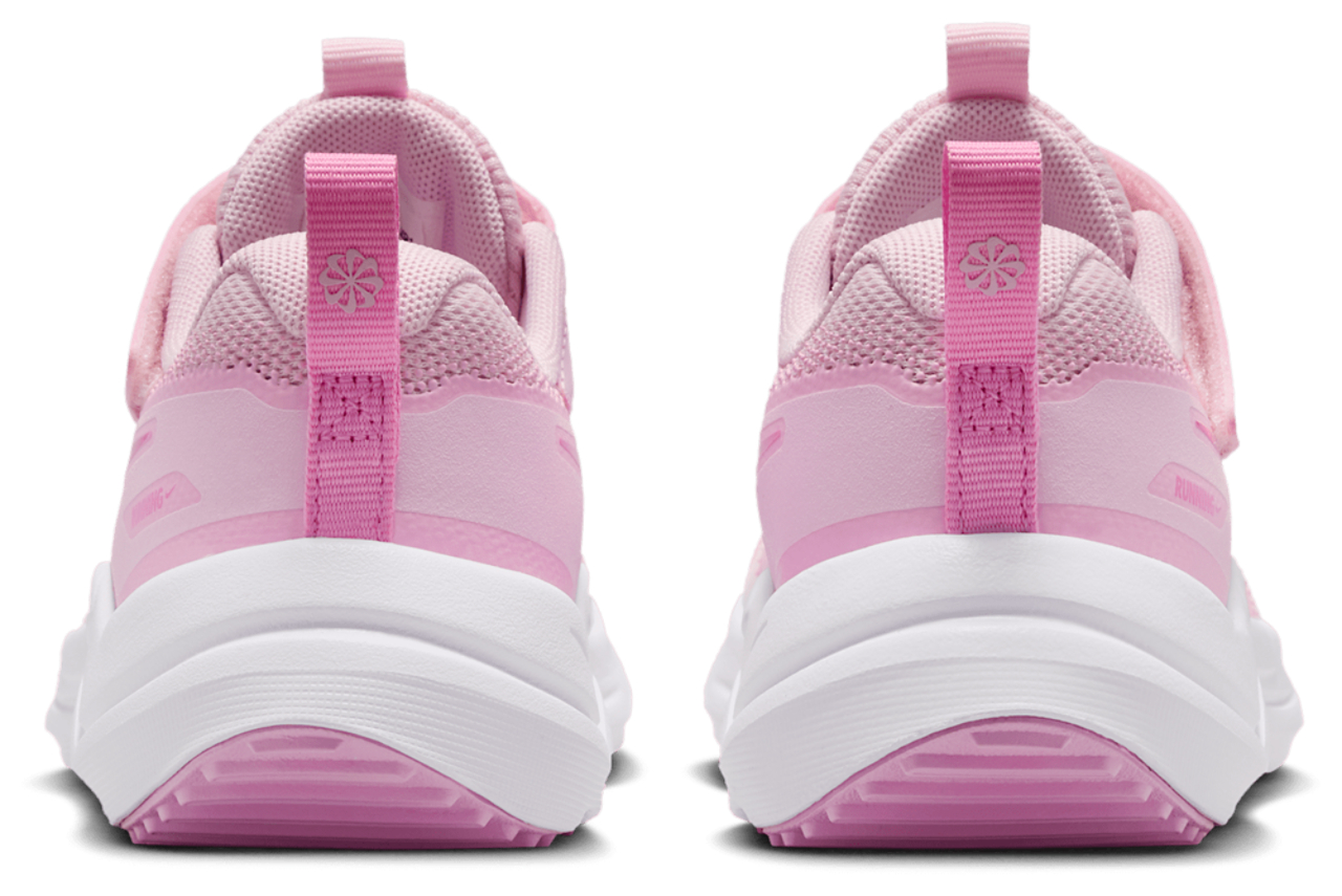 Nike Cosmic Runner Afbeelding 6 van 6. Tik om de fotogalerij te openen..