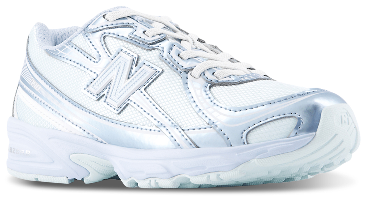 New Balance 740 Bungee Lace Image 2 sur 5. Appuyez pour ouvrir la galerie de photos.