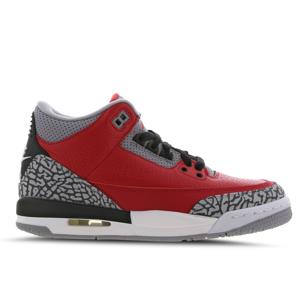 Jordan 3 Retro Image 1 of 6. Tap to open photo gallery.