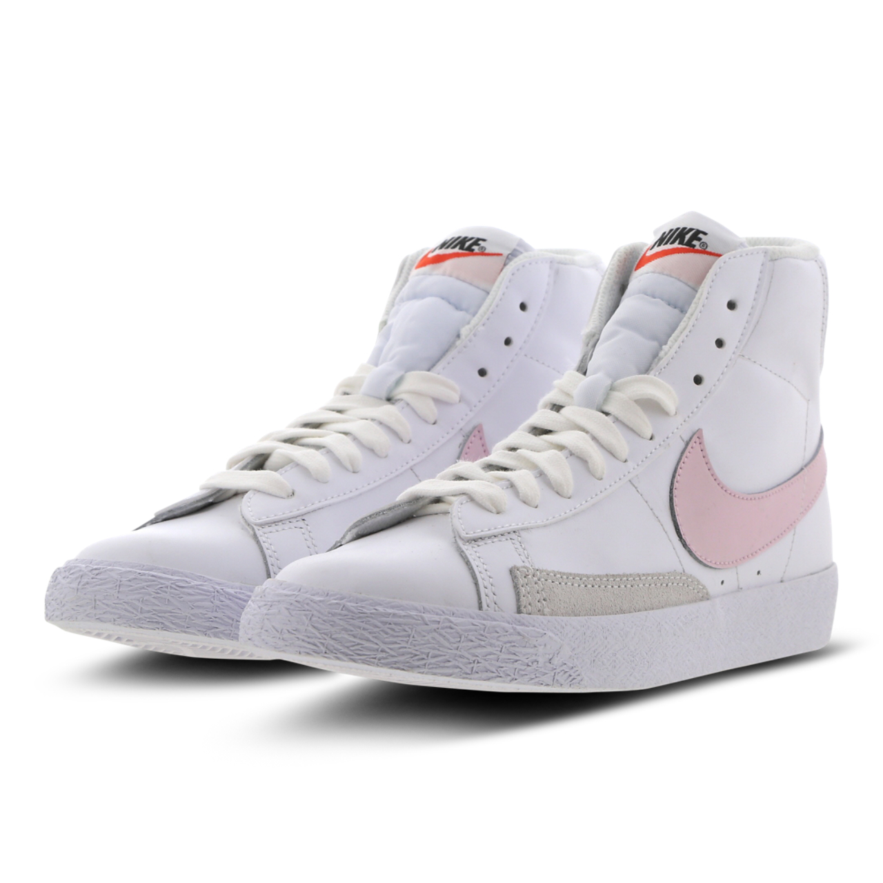Nike Blazer Mid Image 3 of 12. Tap to open photo gallery.