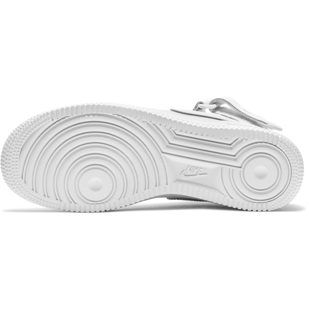 Nike Air Force 1 Mid Image 6 of 6. Tap to open photo gallery.