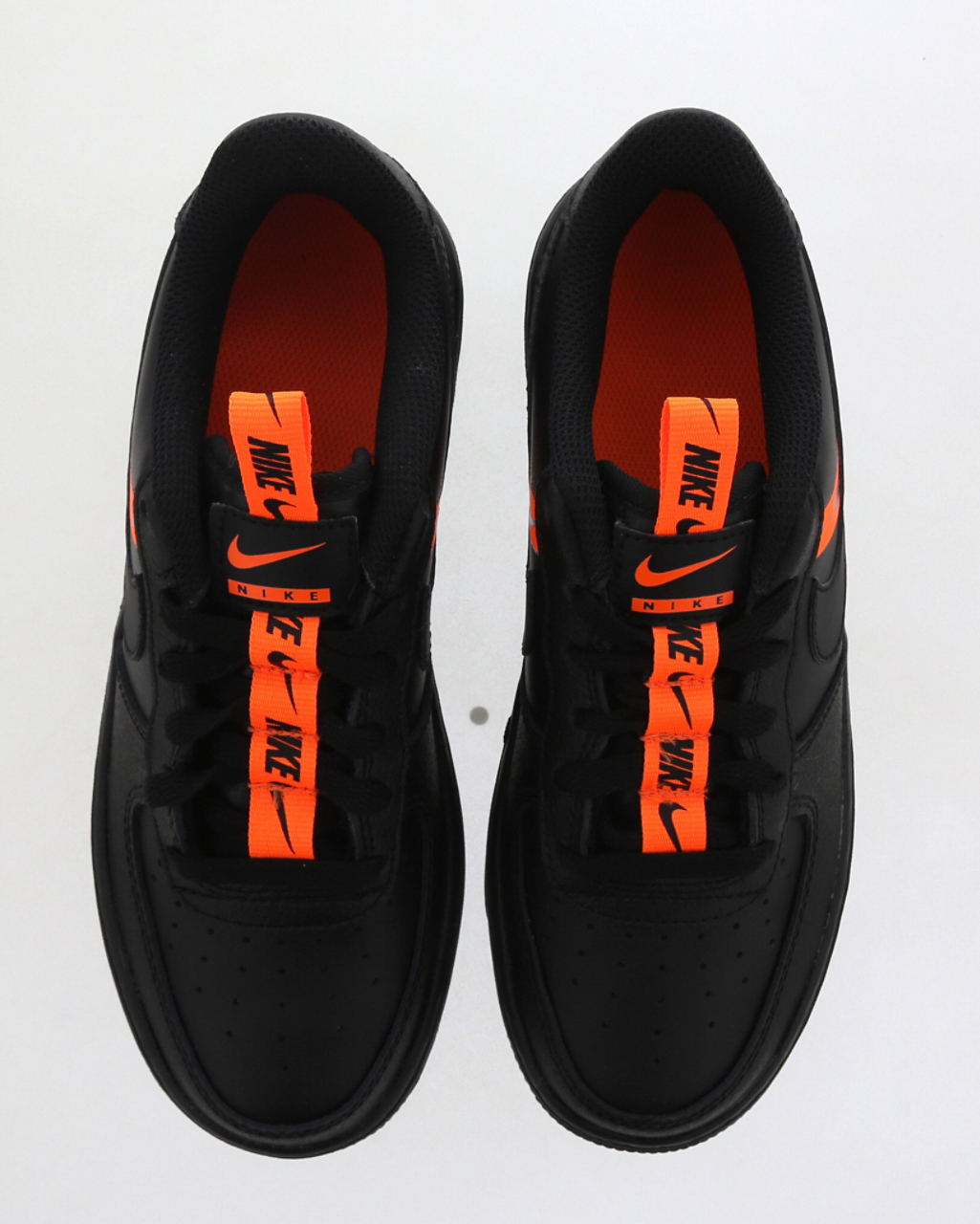 Nike Air Force 1 Image 5 of 6. Tap to open photo gallery.