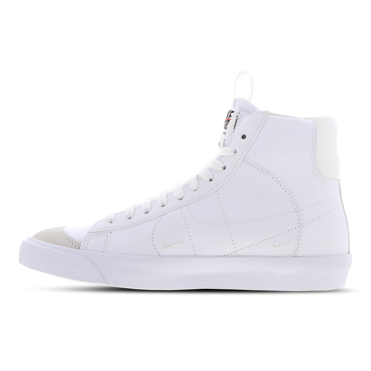 Nike Blazer Mid Image 4 of 7. Tap to open photo gallery.