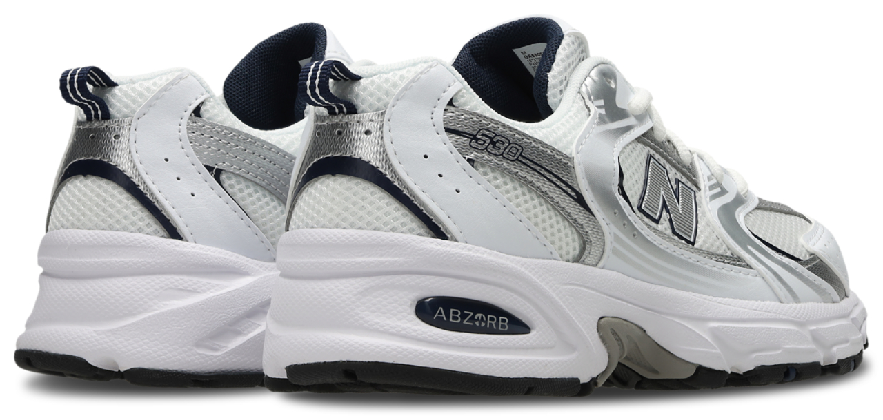 New Balance 530 Image 3 sur 7. Appuyez pour ouvrir la galerie de photos.
