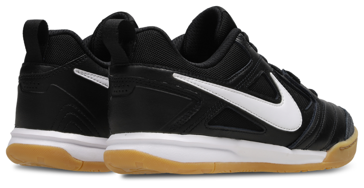 Nike Gato Image 3 of 7. Tap to open photo gallery.