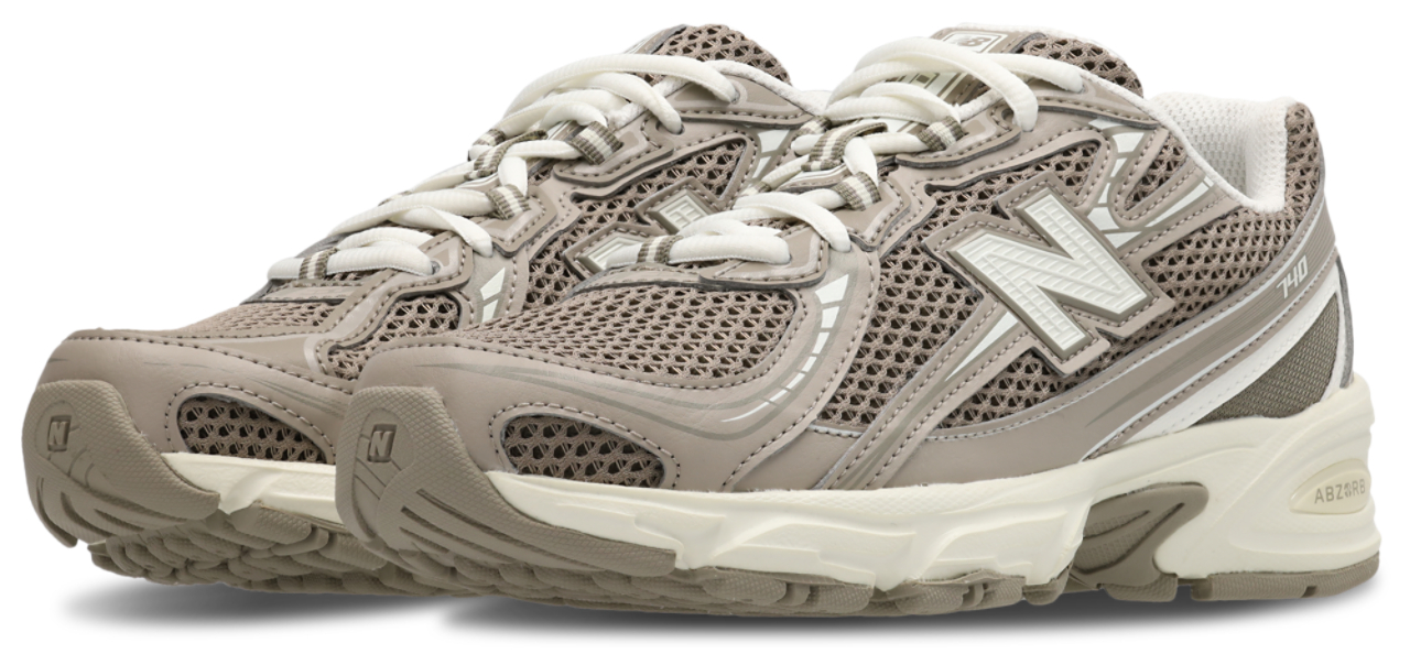 New Balance 740 Imagen 2 de 7. Toque para abrir la galería de fotos.