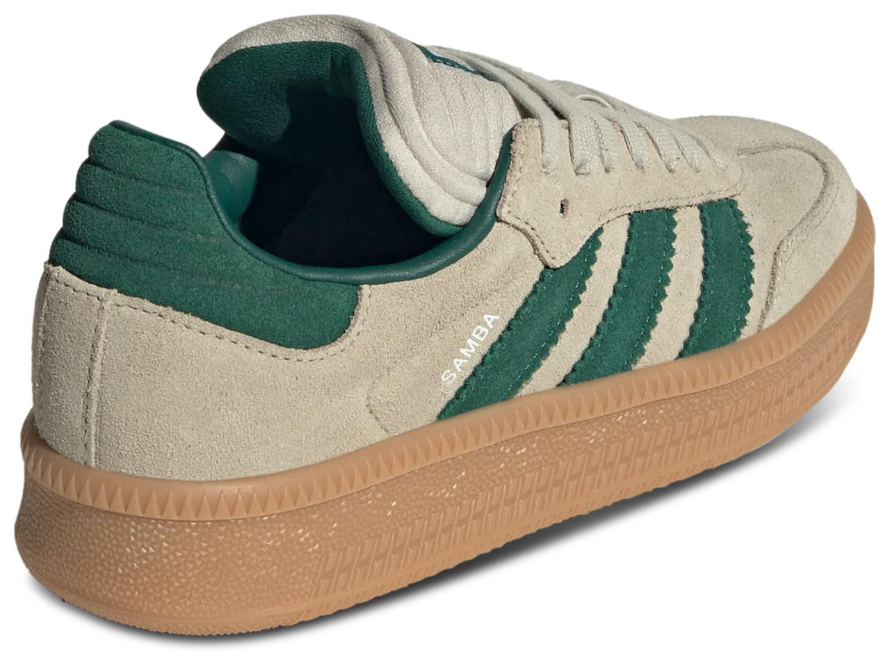 adidas Samba XLG Bild 3 von 6. Antippen, um die Fotogalerie zu öffnen.