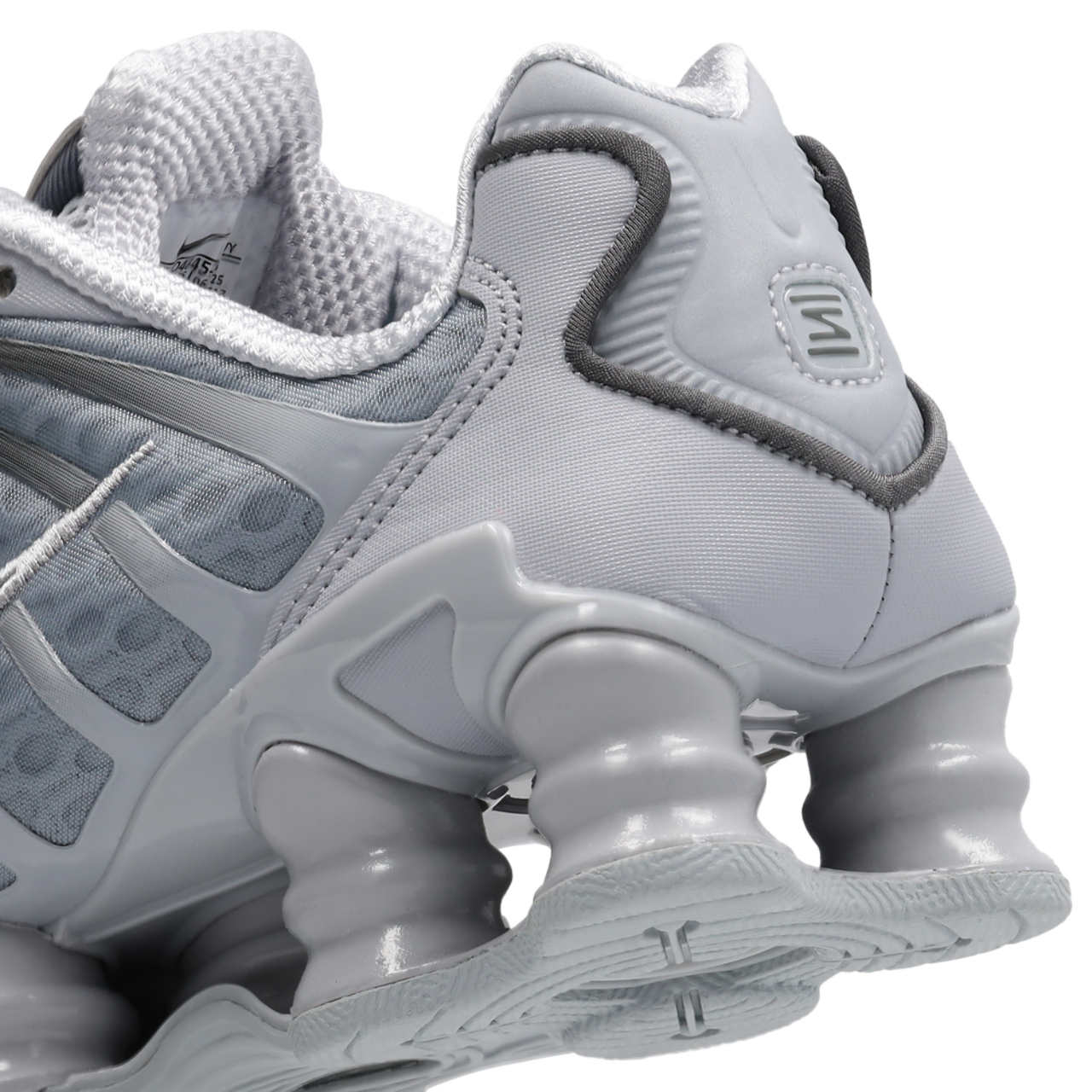 Nike Shox Total Image 7 of 7. Tap to open photo gallery.