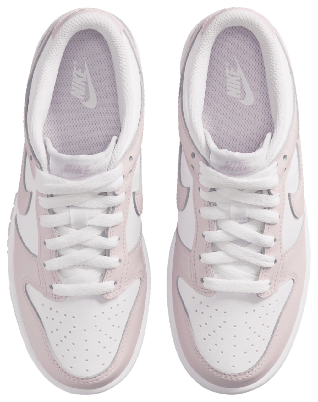 Nike Dunk Low Image 4 of 6. Tap to open photo gallery.