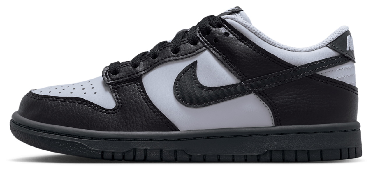 Nike Dunk Low Image 3 of 6. Tap to open photo gallery.