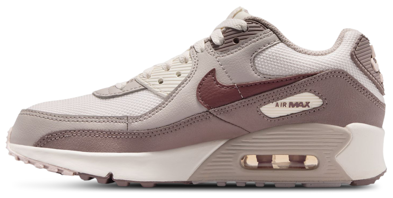 Nike Air Max 90 Image 3 of 6. Tap to open photo gallery.