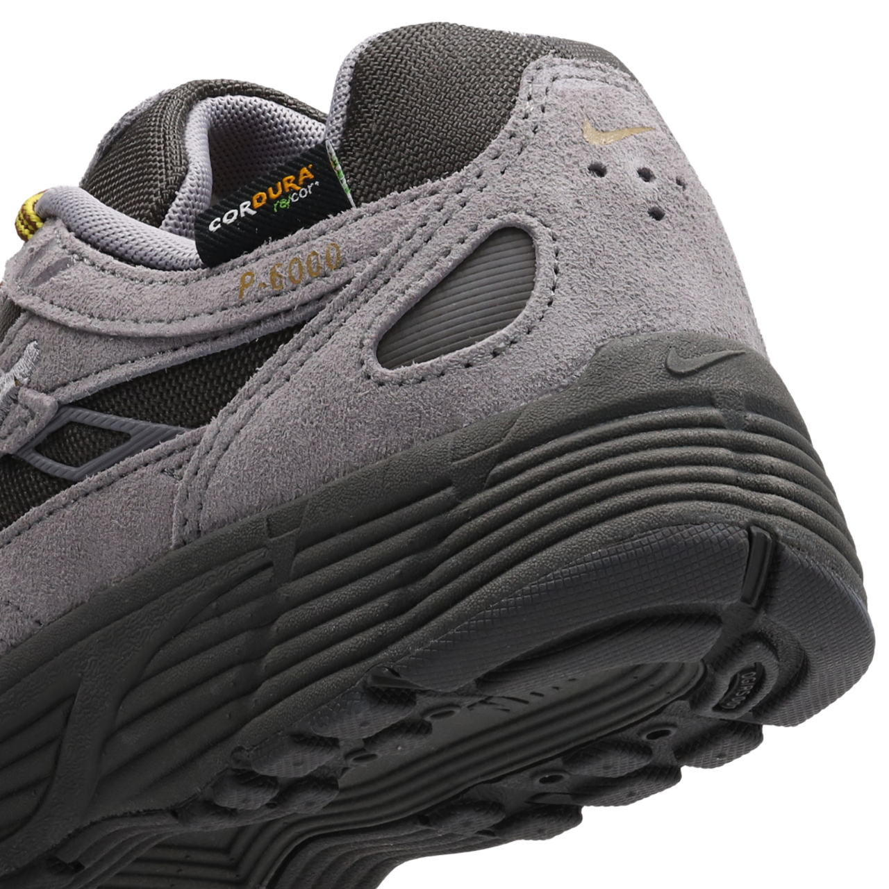 Nike P-6000 Immagine 7 di 8. Tocca per aprire la galleria fotografica.