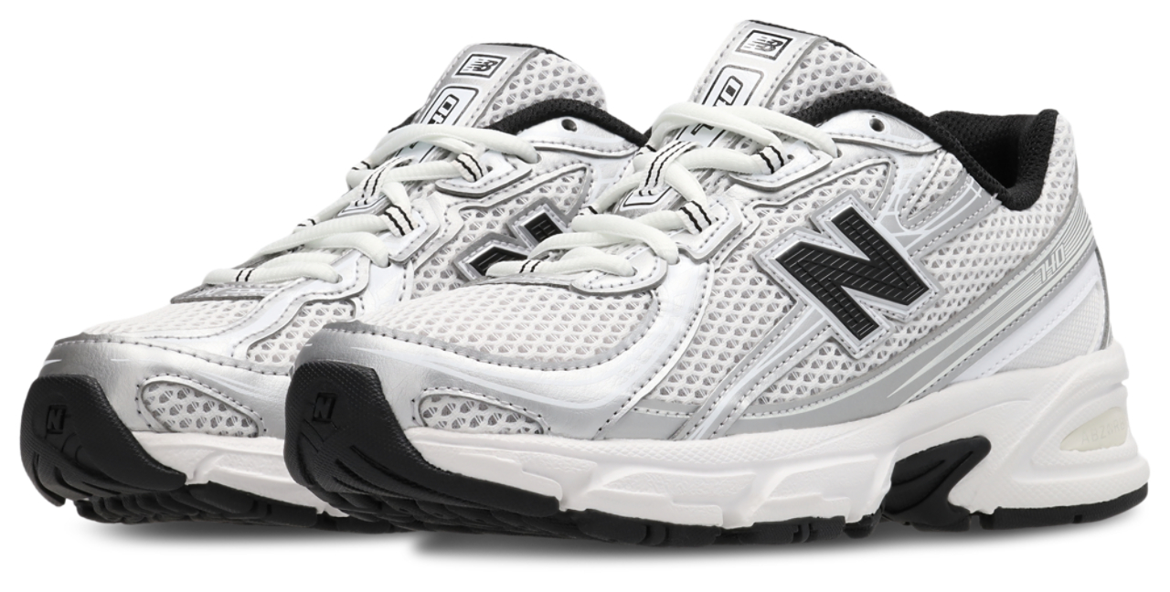 New Balance 740 Image 2 sur 7. Appuyez pour ouvrir la galerie de photos.
