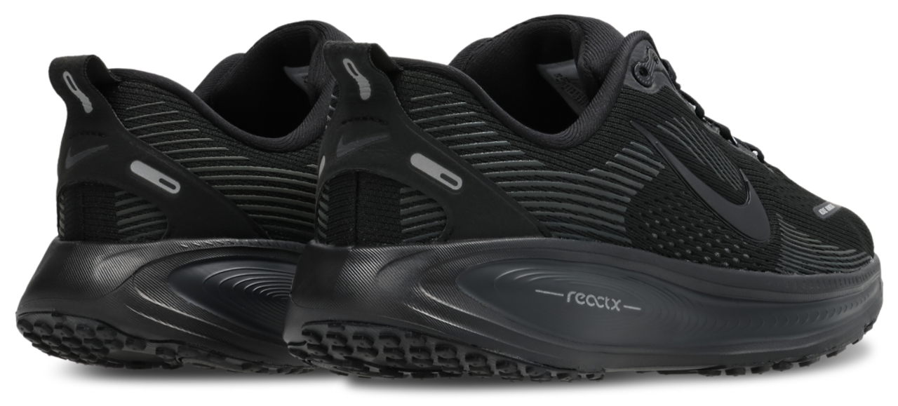 Nike Zoom Vomero 18 Image 3 of 7. Tap to open photo gallery.