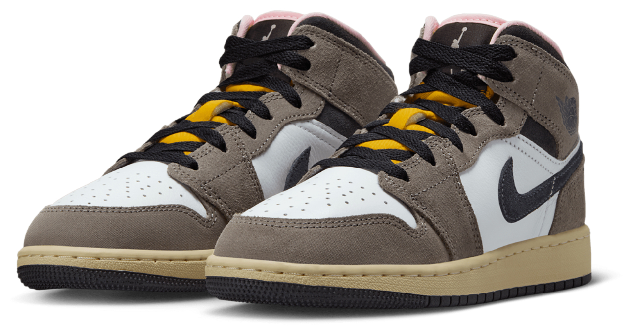 Jordan 1 Mid Se Image 2 of 6. Tap to open photo gallery.