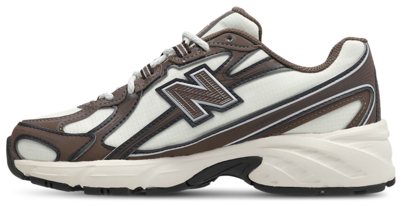 New Balance 740 Image 4 of 8. Tap to open photo gallery.