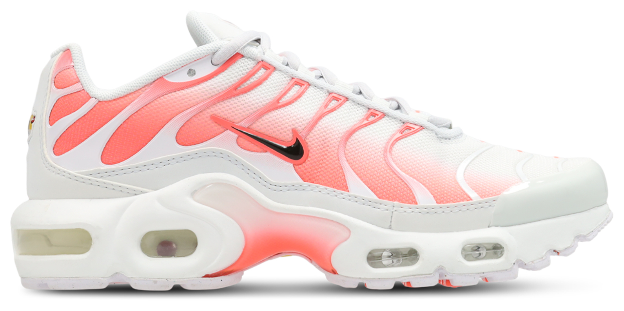 Nike Air Max Tuned 1 Image 1 sur 8. Appuyez pour ouvrir la galerie de photos.