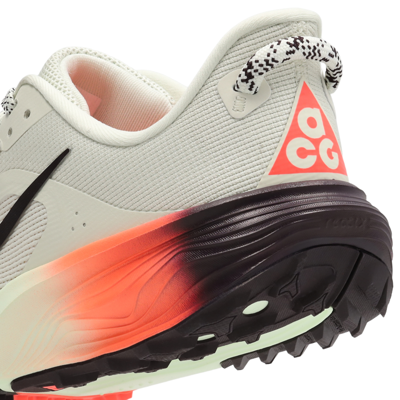 Nike React Pegasus Trail 4 Afbeelding 7 van 8. Tik om de fotogalerij te openen..