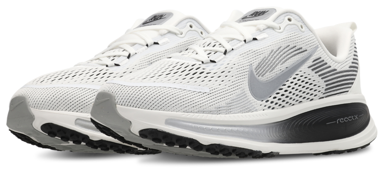 Nike Zoom Vomero 18 Image 7 of 7. Tap to open photo gallery.