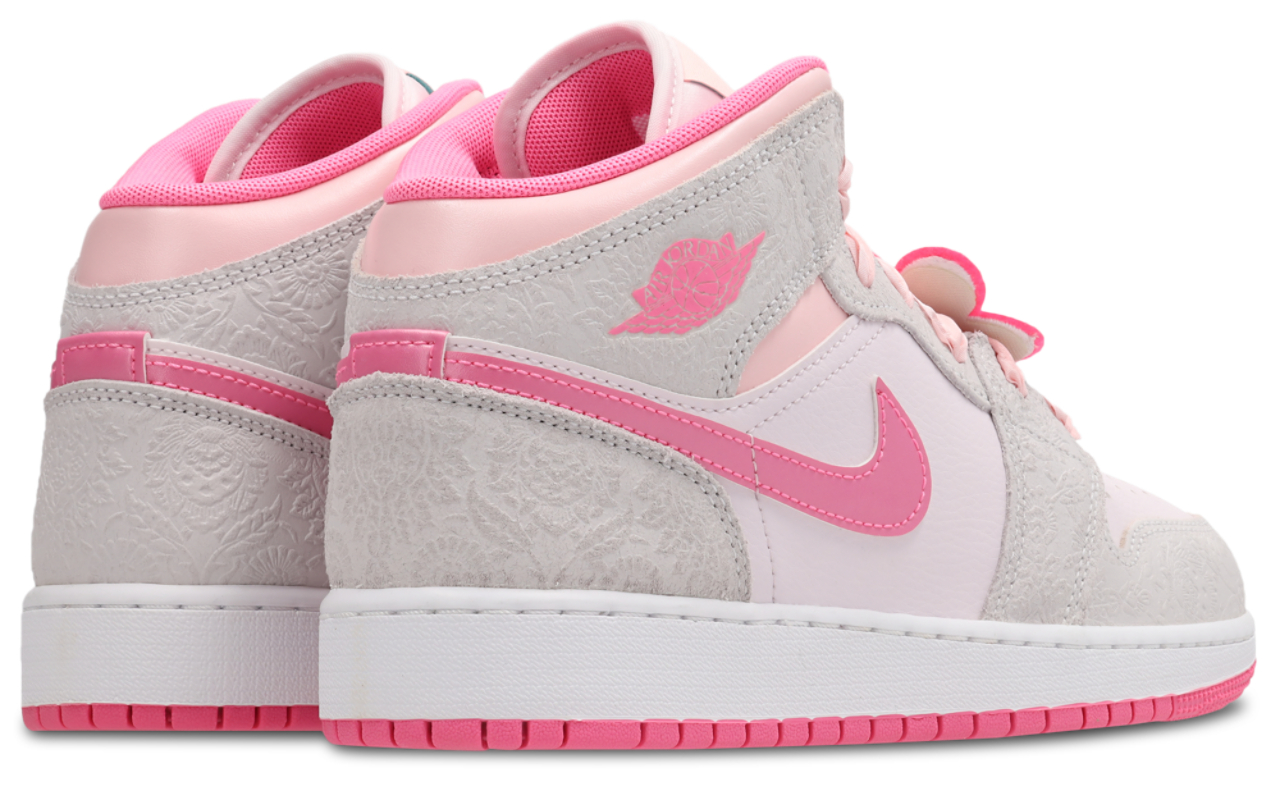 Jordan Aj1 Mid Image 3 of 7. Tap to open photo gallery.