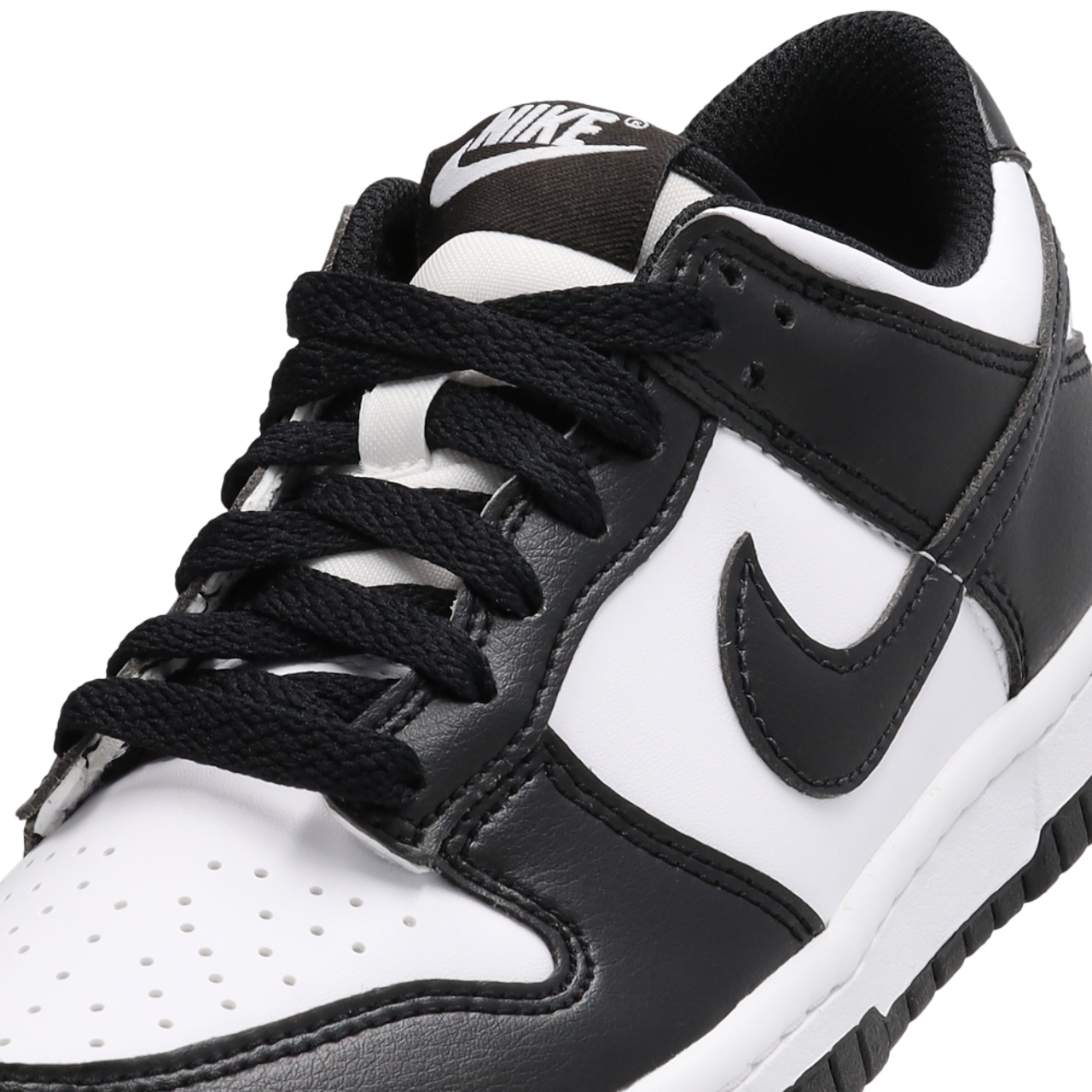 Nike Dunk Low Image 8 of 8. Tap to open photo gallery.